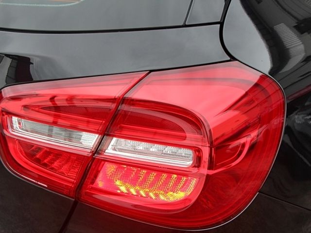 Mercedes-Benz/賓士 GLA180  第8張相片