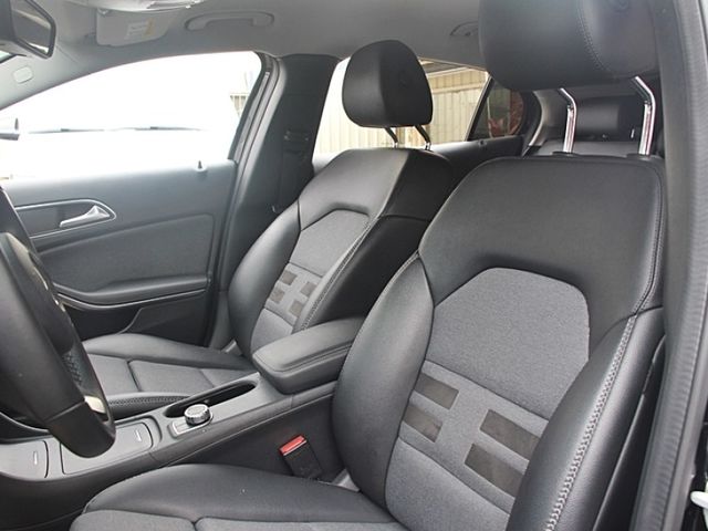Mercedes-Benz/賓士 GLA180  第11張相片