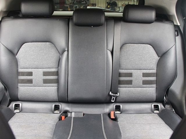 Mercedes-Benz/賓士 GLA180  第14張相片