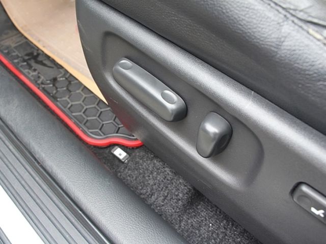 Toyota RAV4  第3張相片