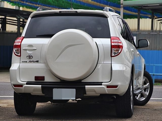 Toyota RAV4  第5張相片