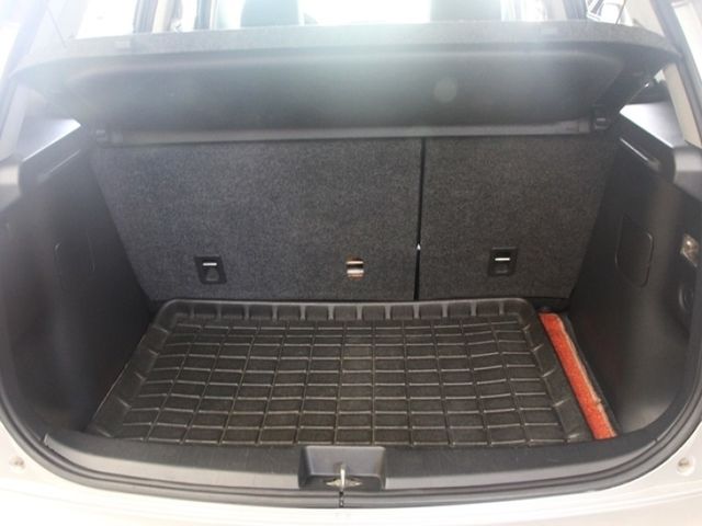 Suzuki SX4  第13張相片
