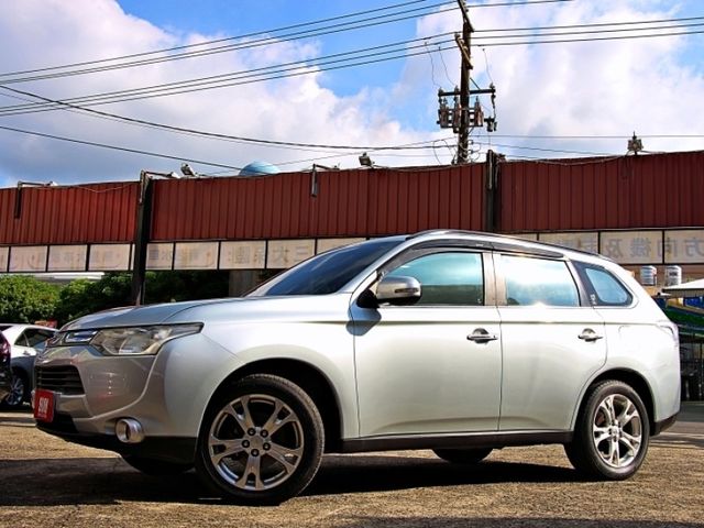 Mitsubishi Outlander  第5張相片