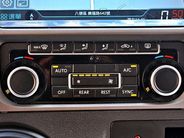 Volkswagen 福斯 T5  第17張相片