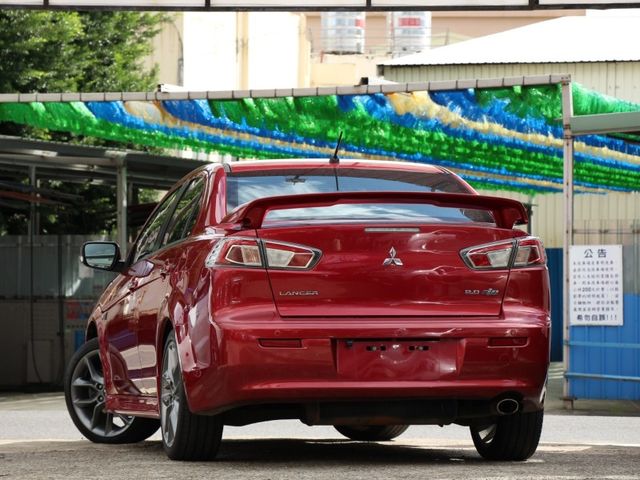 Mitsubishi Lancer  第5張相片
