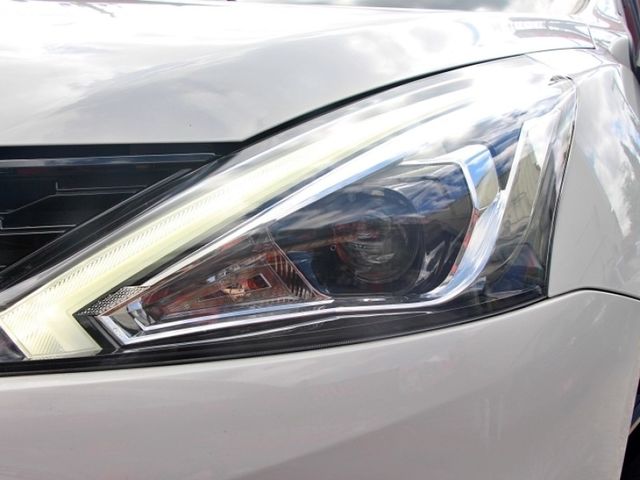 Nissan Tiida  第5張相片