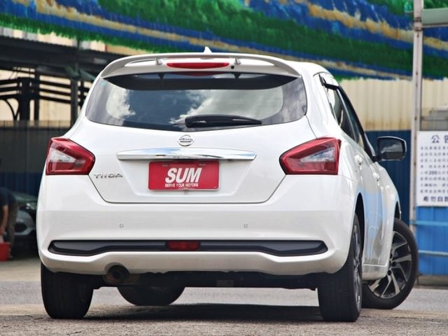 Nissan Tiida  第10張相片