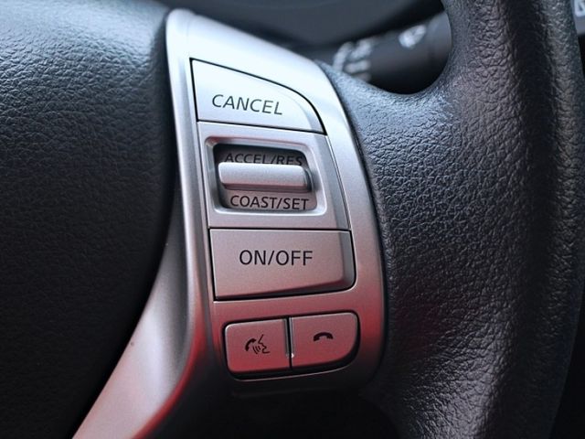 Nissan Tiida  第17張相片