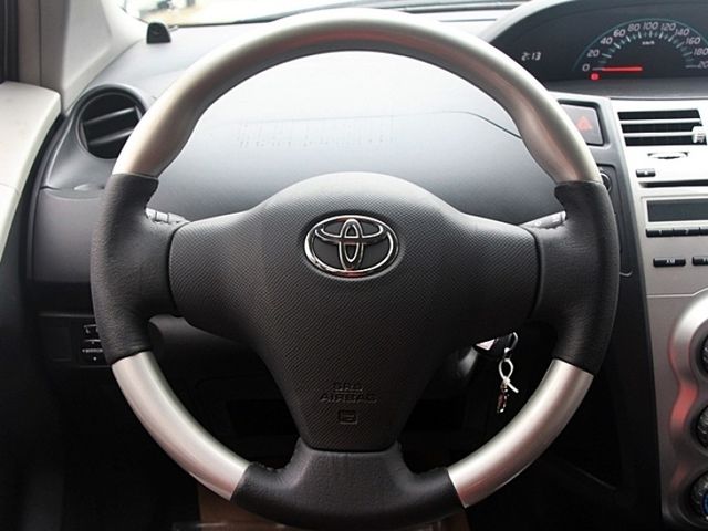 Toyota Yaris  第1張相片