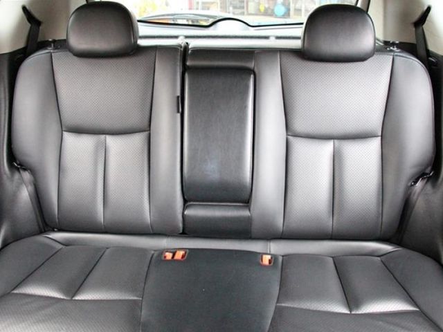 Nissan Tiida  第13張相片