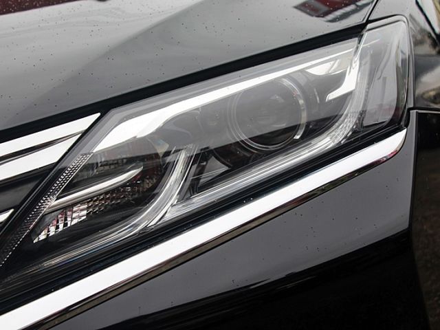Mitsubishi Lancer  第5張相片