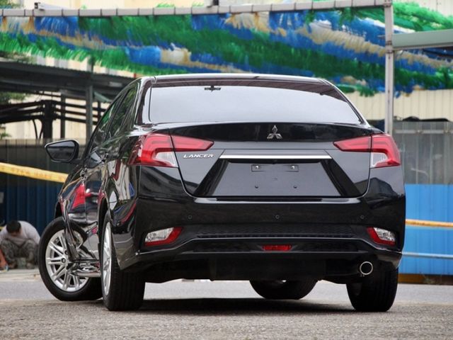 Mitsubishi Lancer  第11張相片