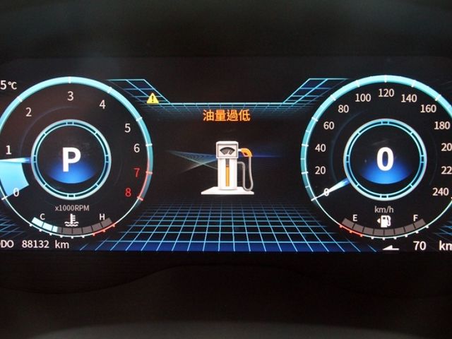 Mitsubishi Lancer  第15張相片