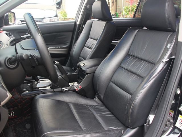 Honda Accord  第10張相片