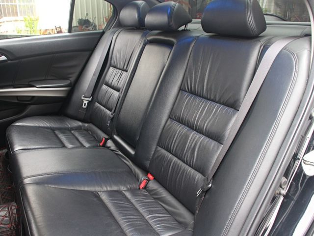 Honda Accord  第11張相片
