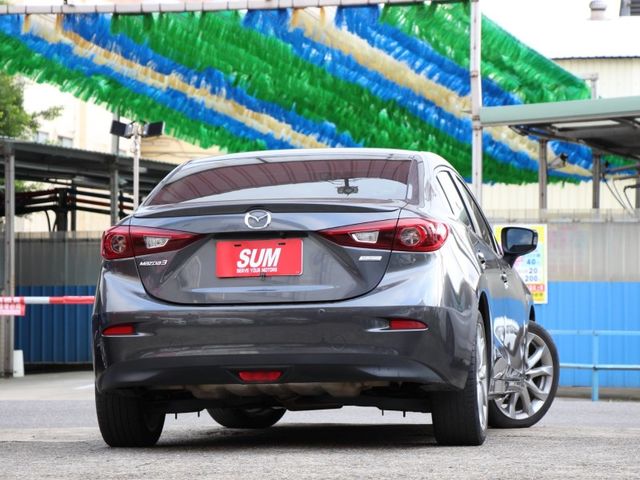 Mazda Mazda3  第2張相片