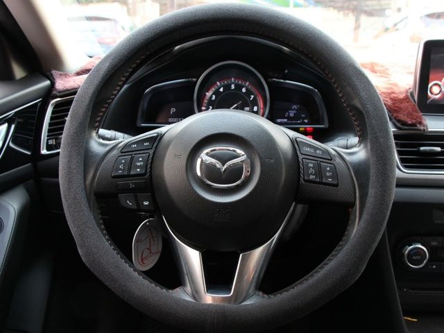 Mazda Mazda3  第11張相片