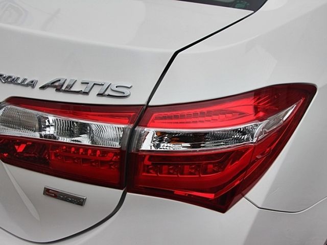 Toyota ALTIS  第4張相片