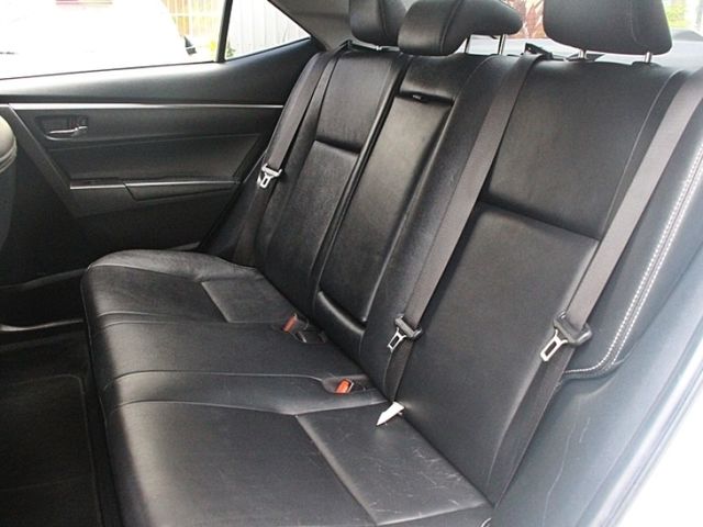 Toyota ALTIS  第8張相片