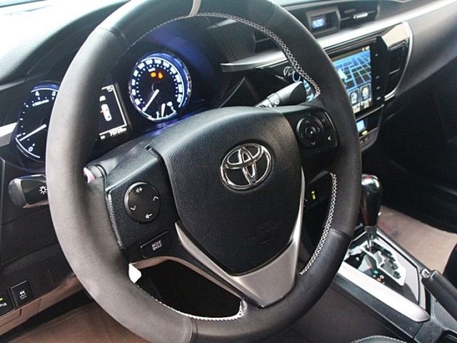 Toyota ALTIS  第11張相片