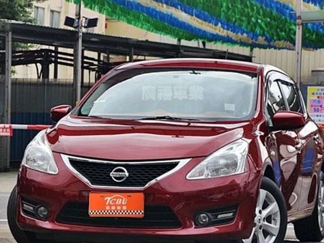 Nissan Tiida  第1張相片