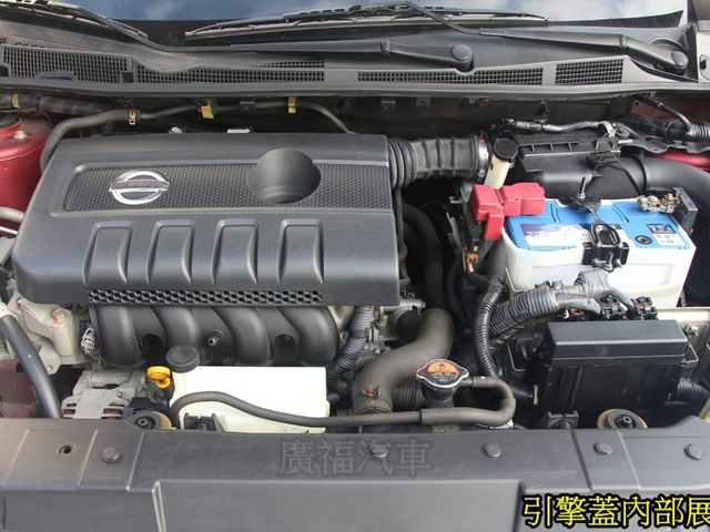 Nissan Tiida  第16張相片
