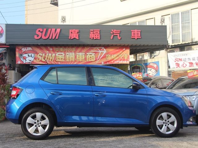 Skoda Fabia  第7張相片