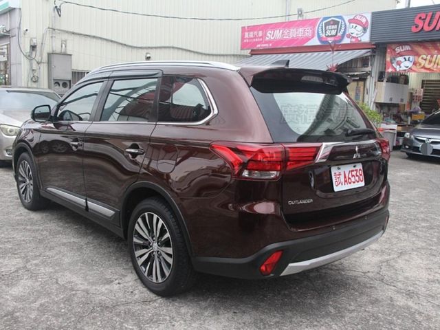 Mitsubishi Outlander  第4張相片