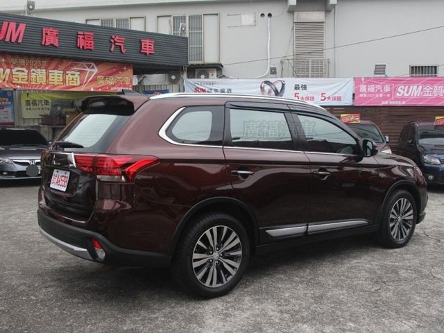 Mitsubishi Outlander  第7張相片