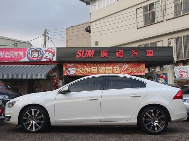 Volvo S60  第4張相片
