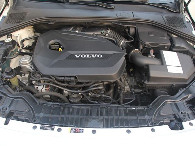 Volvo S60  第15張相片