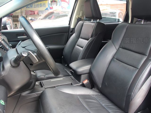 Honda CR-V  第9張相片