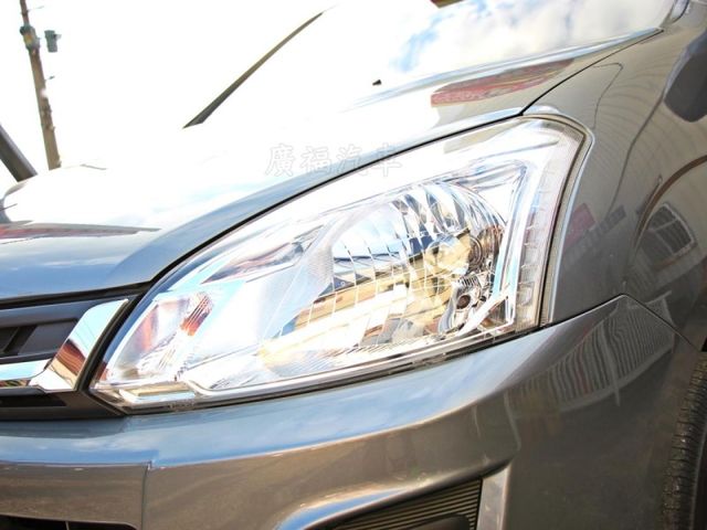 Mitsubishi Zinger  第8張相片