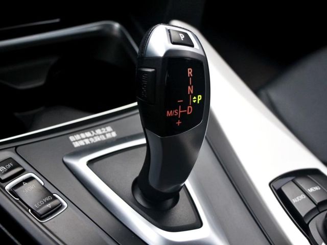 BMW/ 寶馬 318d  第25張相片