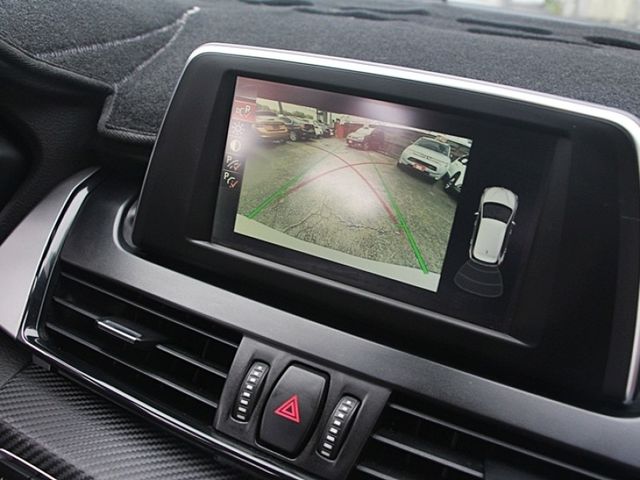 BMW/ 寶馬 218i  第14張相片