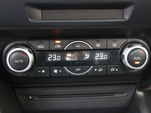 Mazda Mazda3  第17張相片