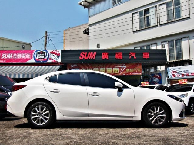 Mazda Mazda3  第4張相片