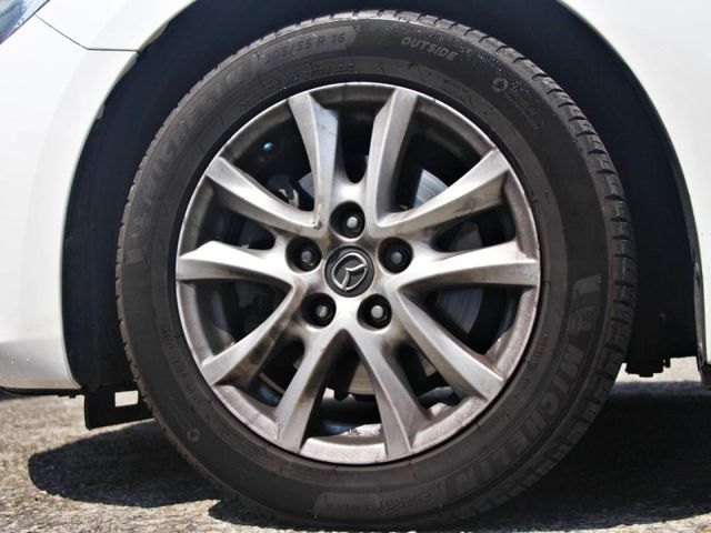 Mazda Mazda3  第7張相片