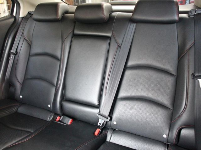 Mazda Mazda3  第11張相片