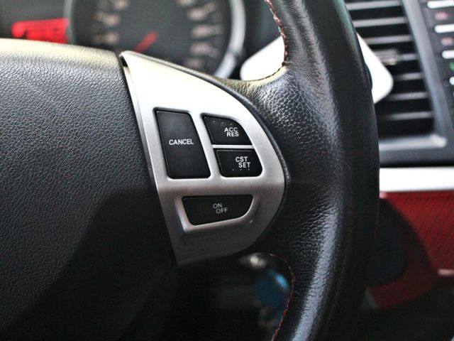 Mitsubishi Lancer  第11張相片