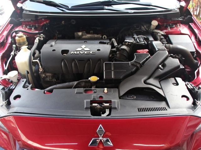 Mitsubishi Lancer  第19張相片