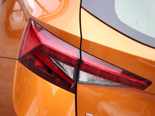Skoda Fabia  第8張相片