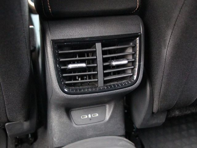 Skoda Fabia  第22張相片