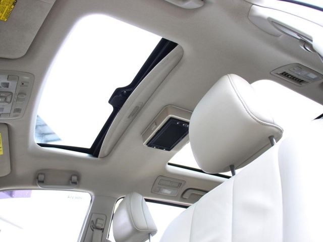 Toyota Previa  第11張相片