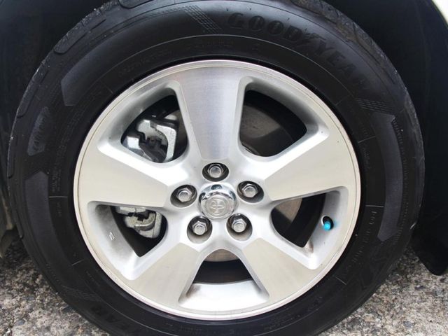 Toyota Wish  第7張相片