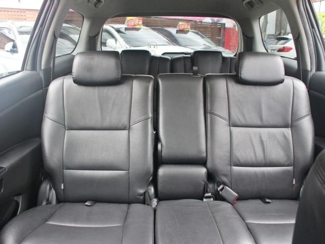Toyota Wish  第19張相片