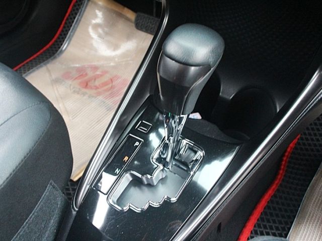 Toyota Yaris  第10張相片