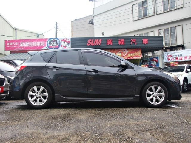 Mazda Mazda3  第2張相片