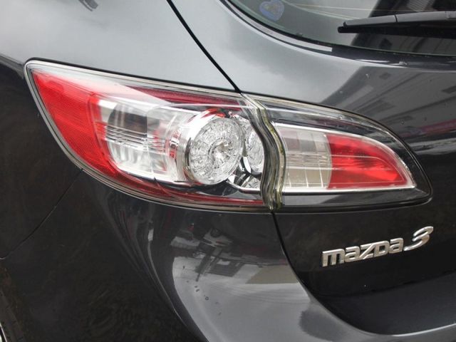 Mazda Mazda3  第7張相片