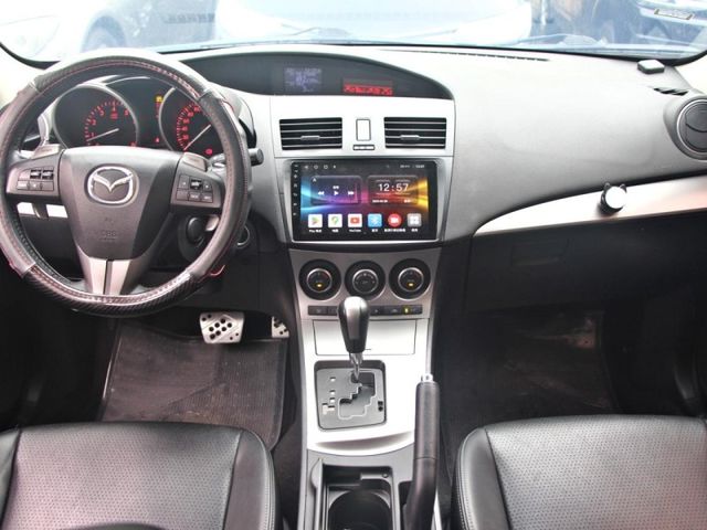 Mazda Mazda3  第9張相片